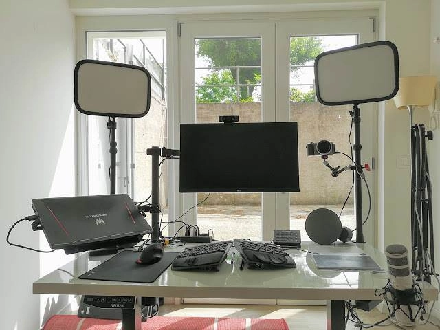 Lo studio di registrazione di Alberto